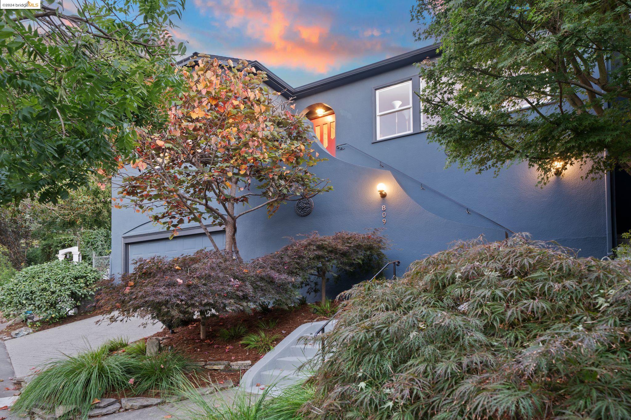 809 Walavista Ave