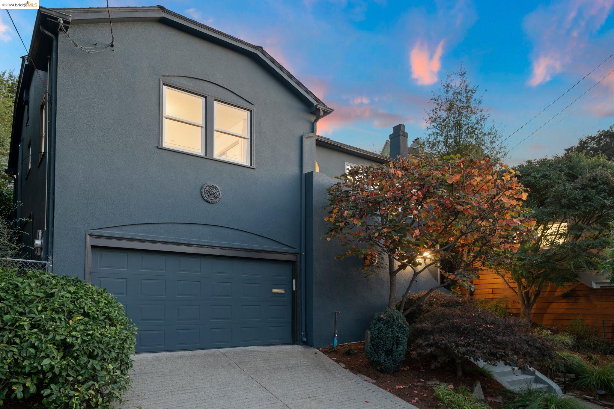 809 Walavista Ave