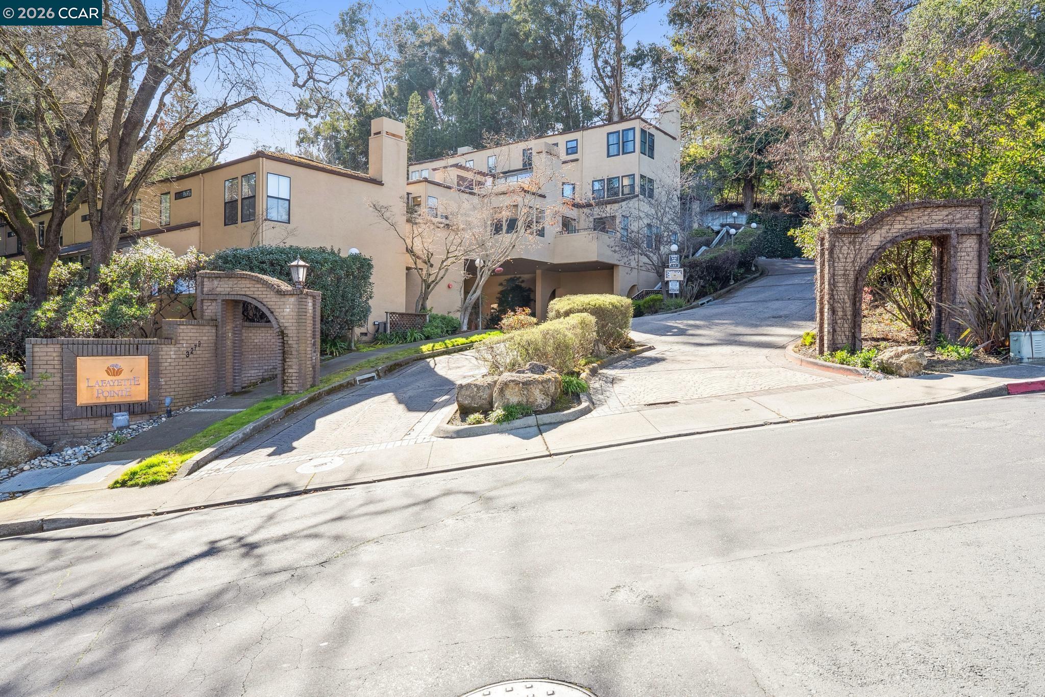 3279 Mt Diablo Ct # 20