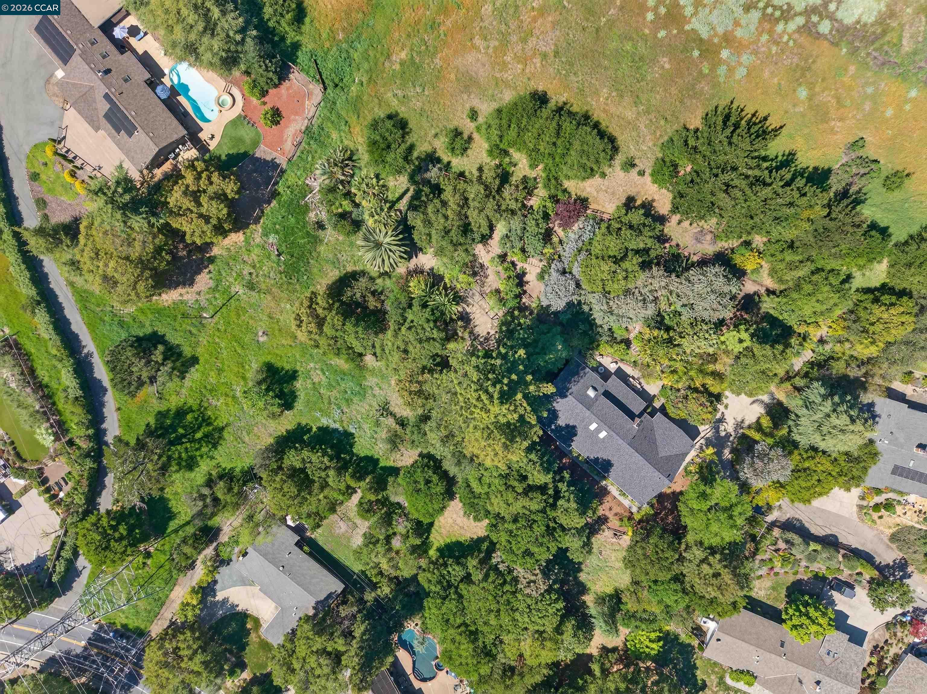 15 Crown Ct
