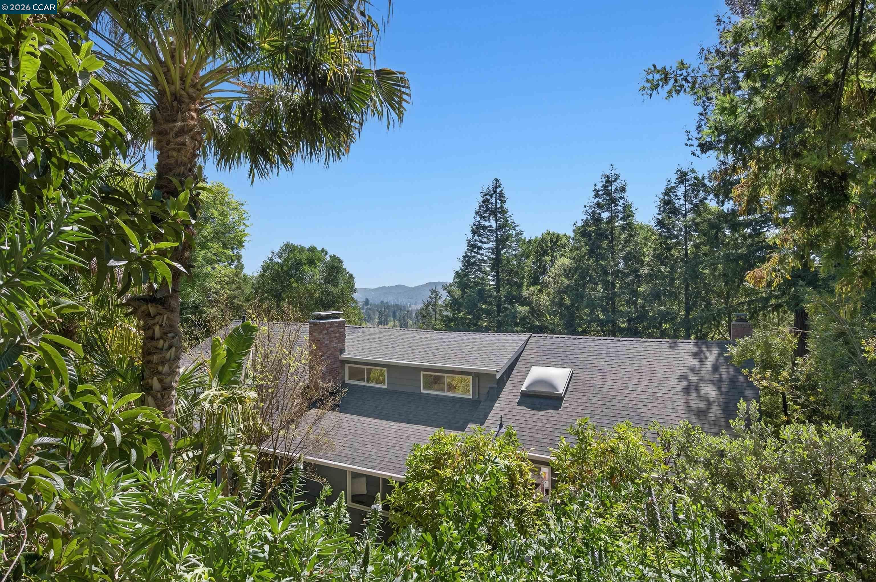 15 Crown Ct