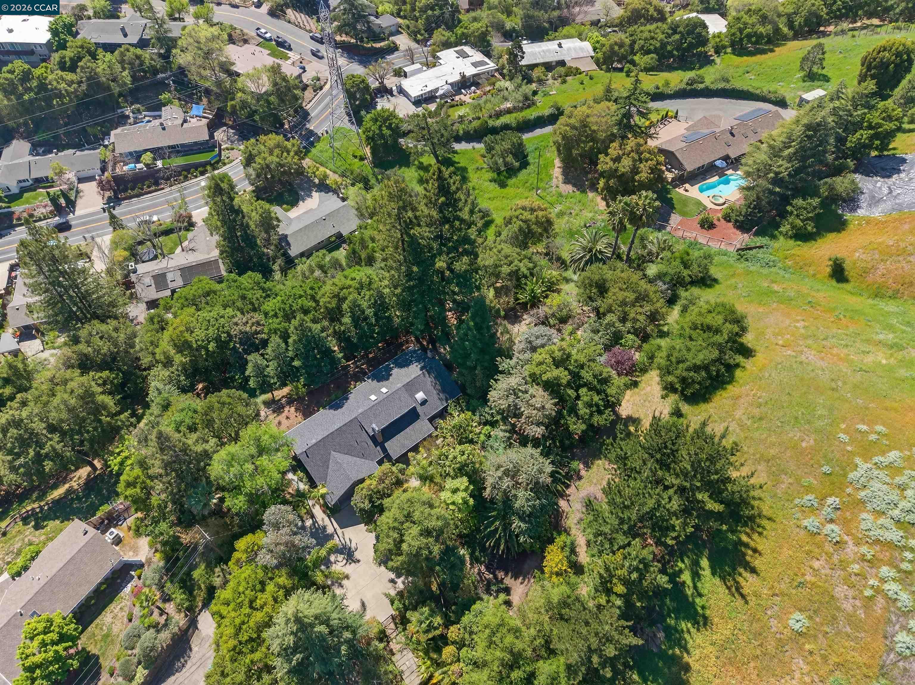 15 Crown Ct