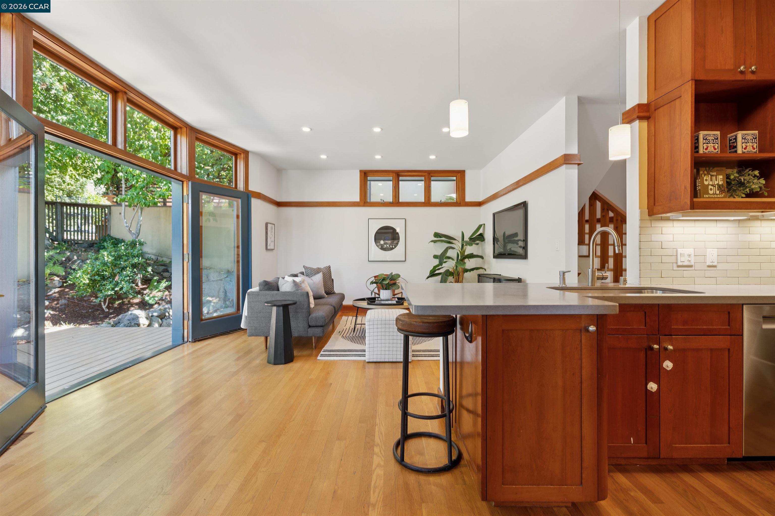 4908 Cochrane Ave