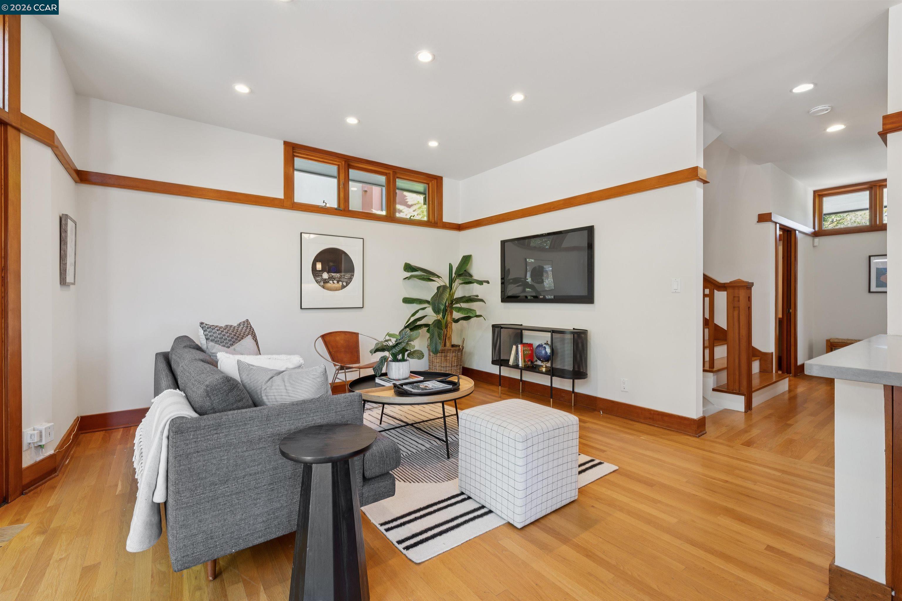 4908 Cochrane Ave