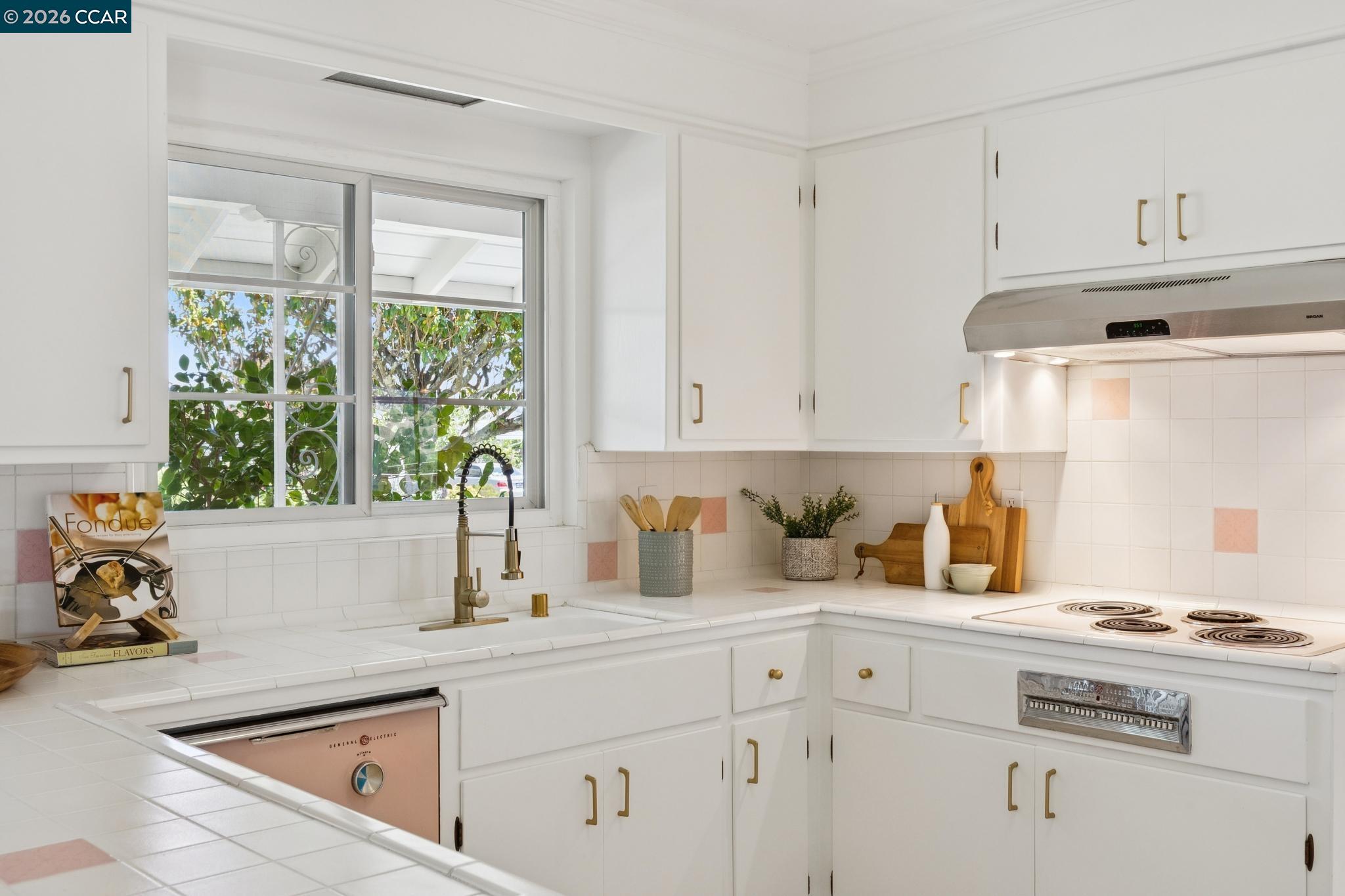 92 Sullivan Dr