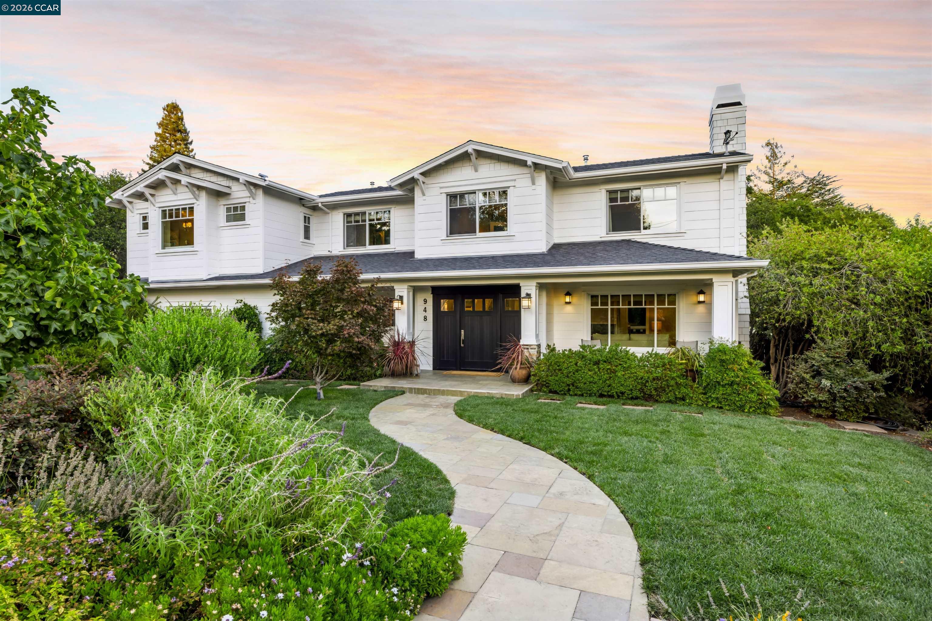 948 Stow Ln