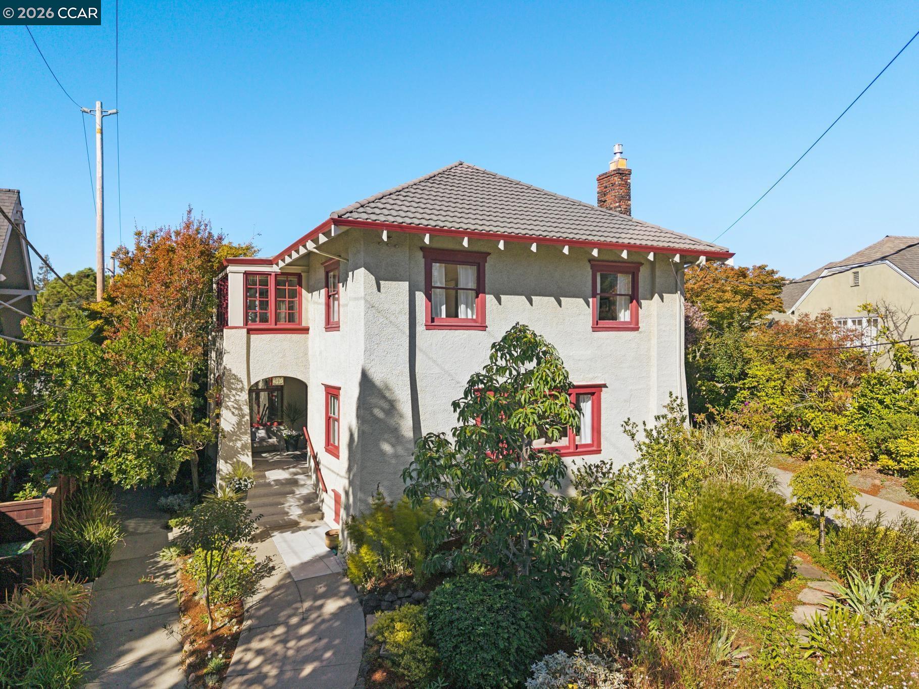 540 Boulevard Way