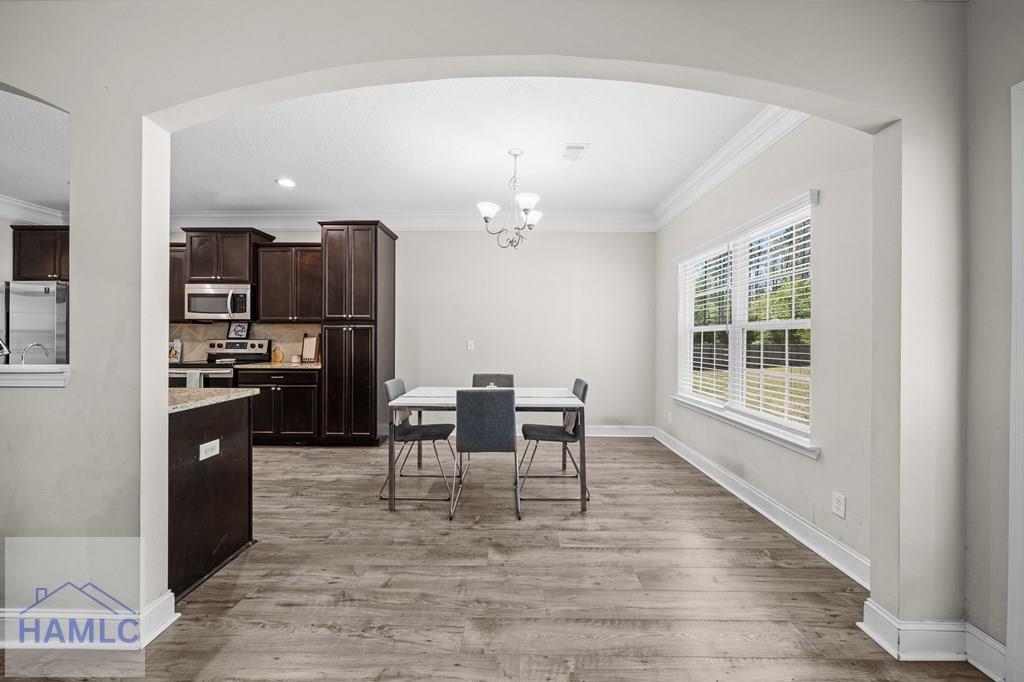 212 Fairview Drive NE