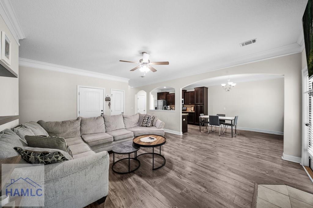212 Fairview Drive NE