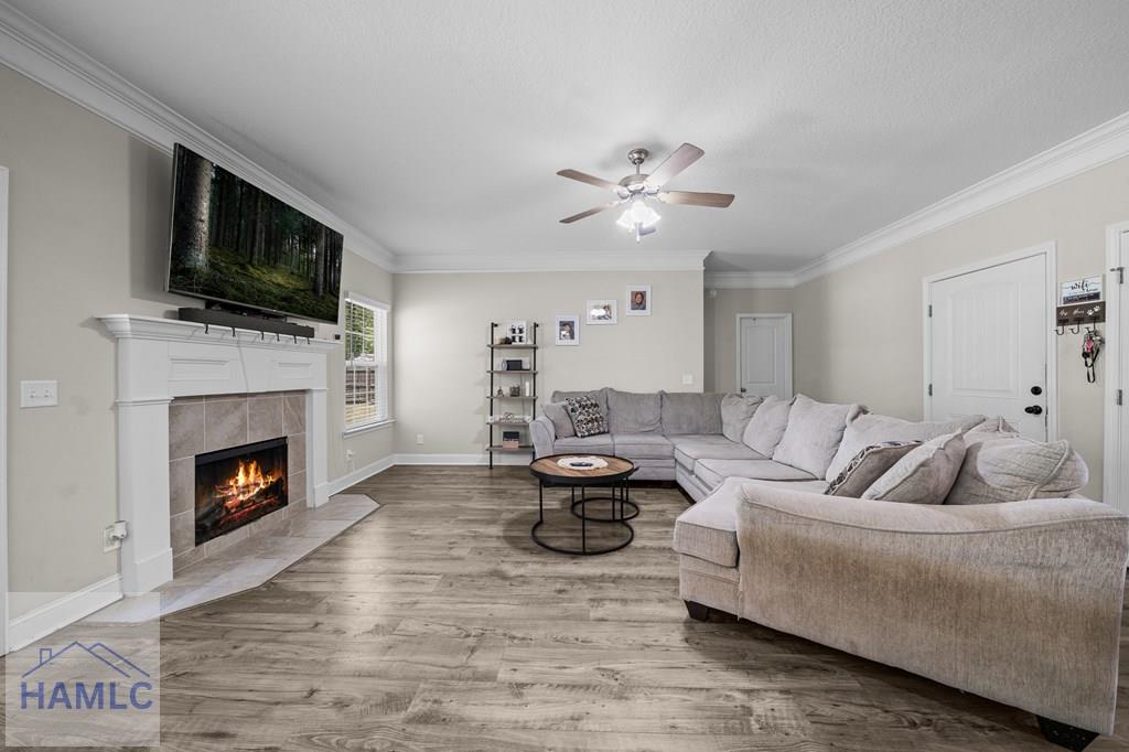 212 Fairview Drive NE