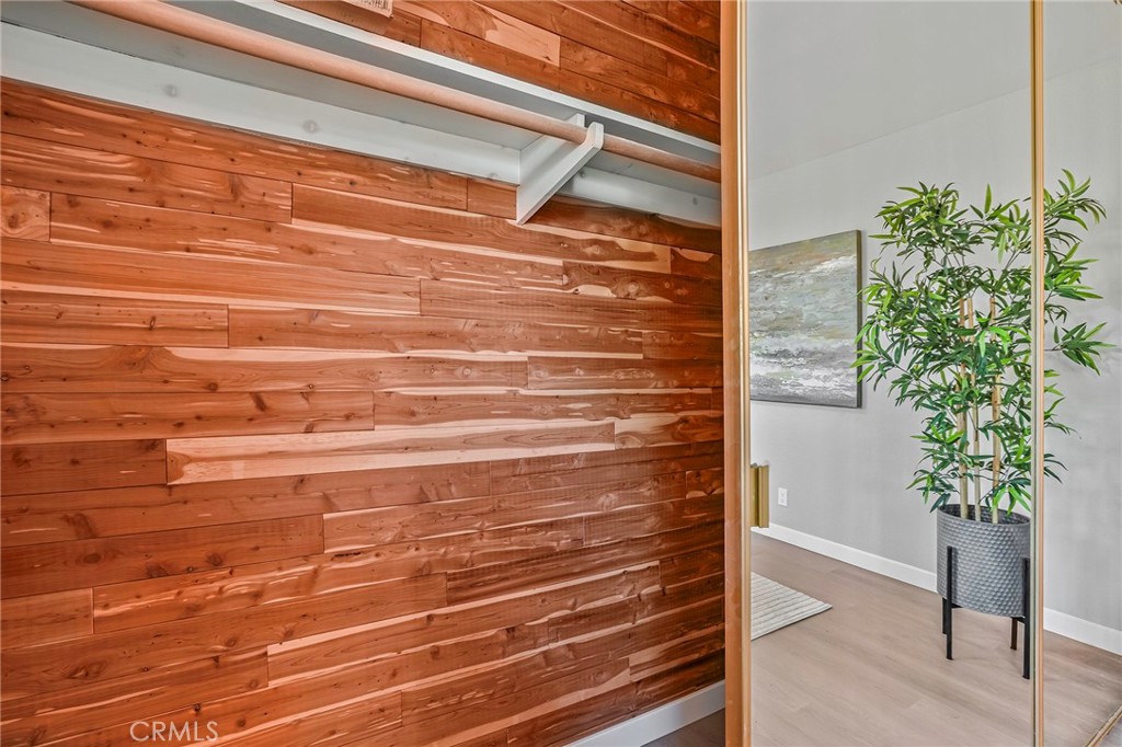 4041 Via Los Padres