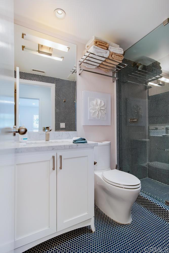 458 E Glaucus Street