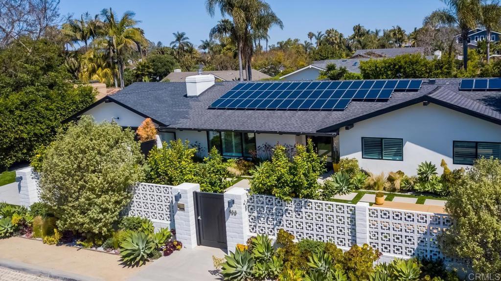 458 E Glaucus Street