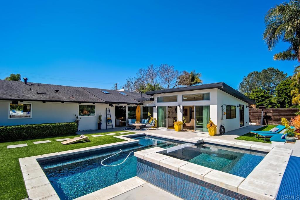 458 E Glaucus Street