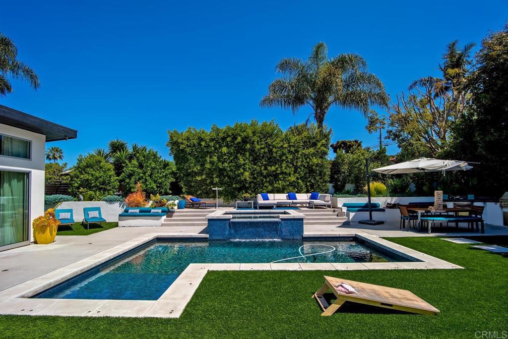 458 E Glaucus Street