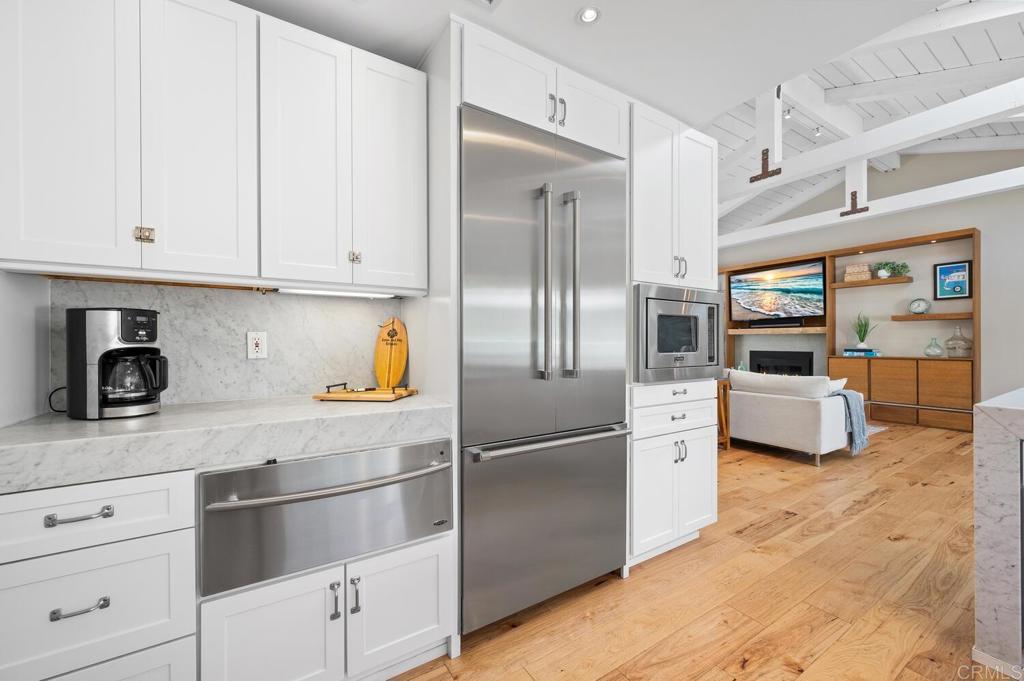 458 E Glaucus Street