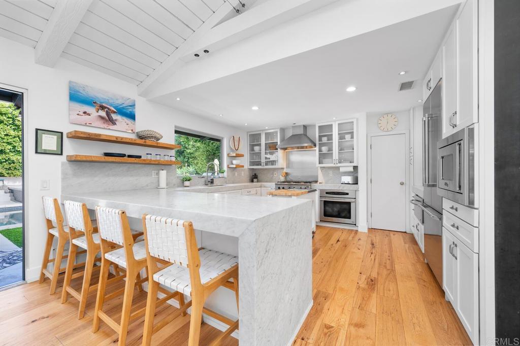 458 E Glaucus Street