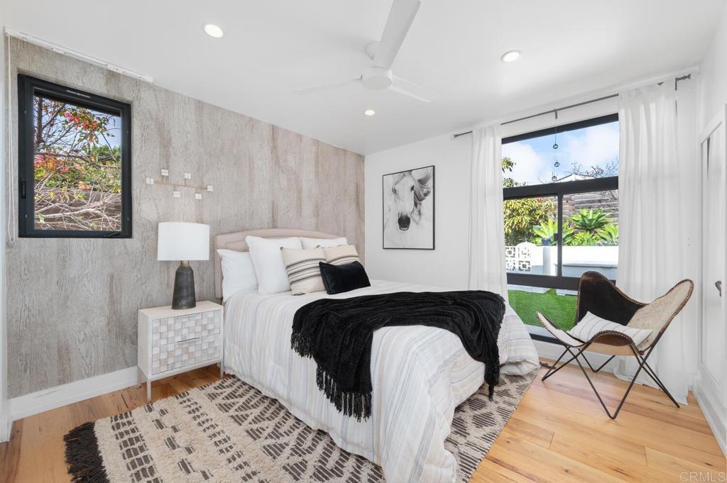 458 E Glaucus Street