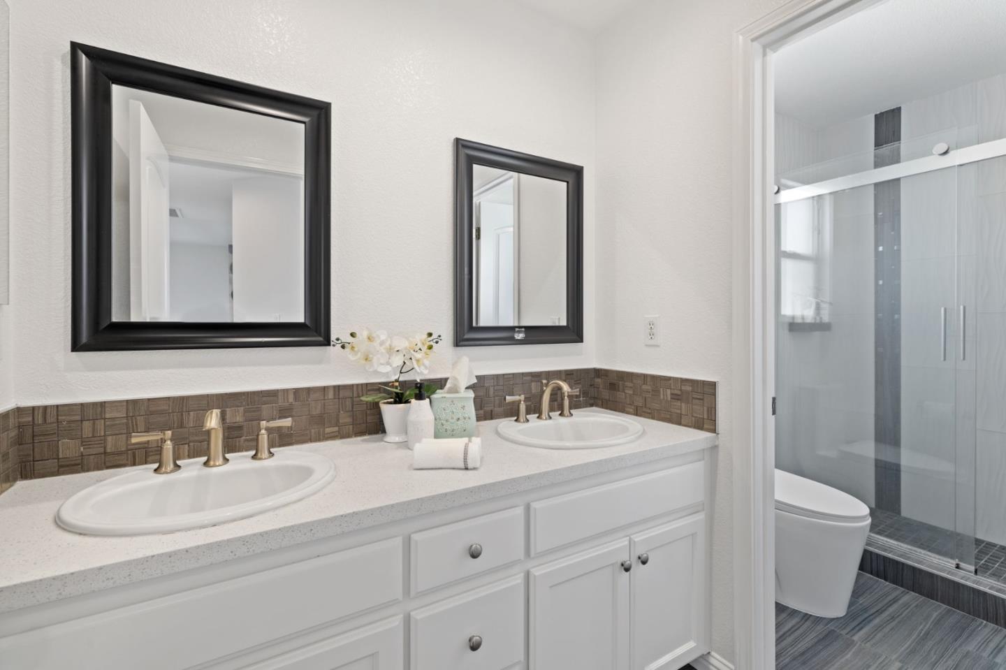 5934 Pala Mesa DR