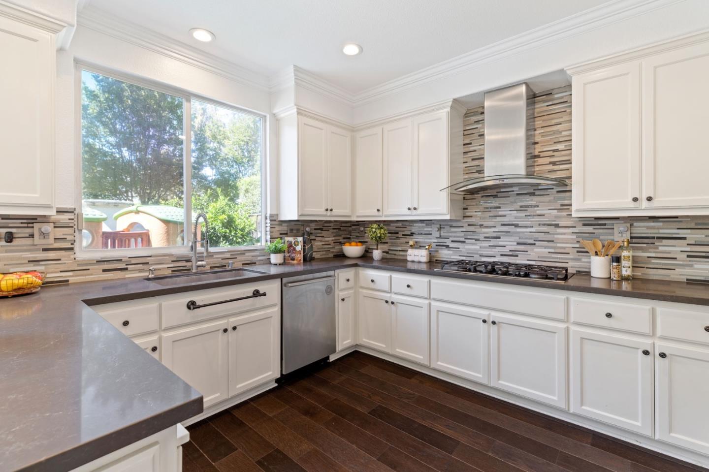 5934 Pala Mesa DR