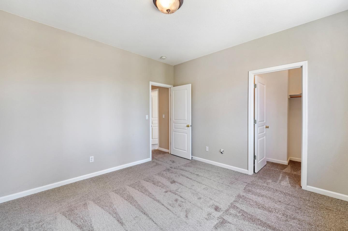 4021 Tierra Lago DR