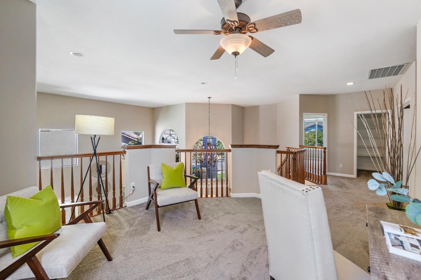 4021 Tierra Lago DR