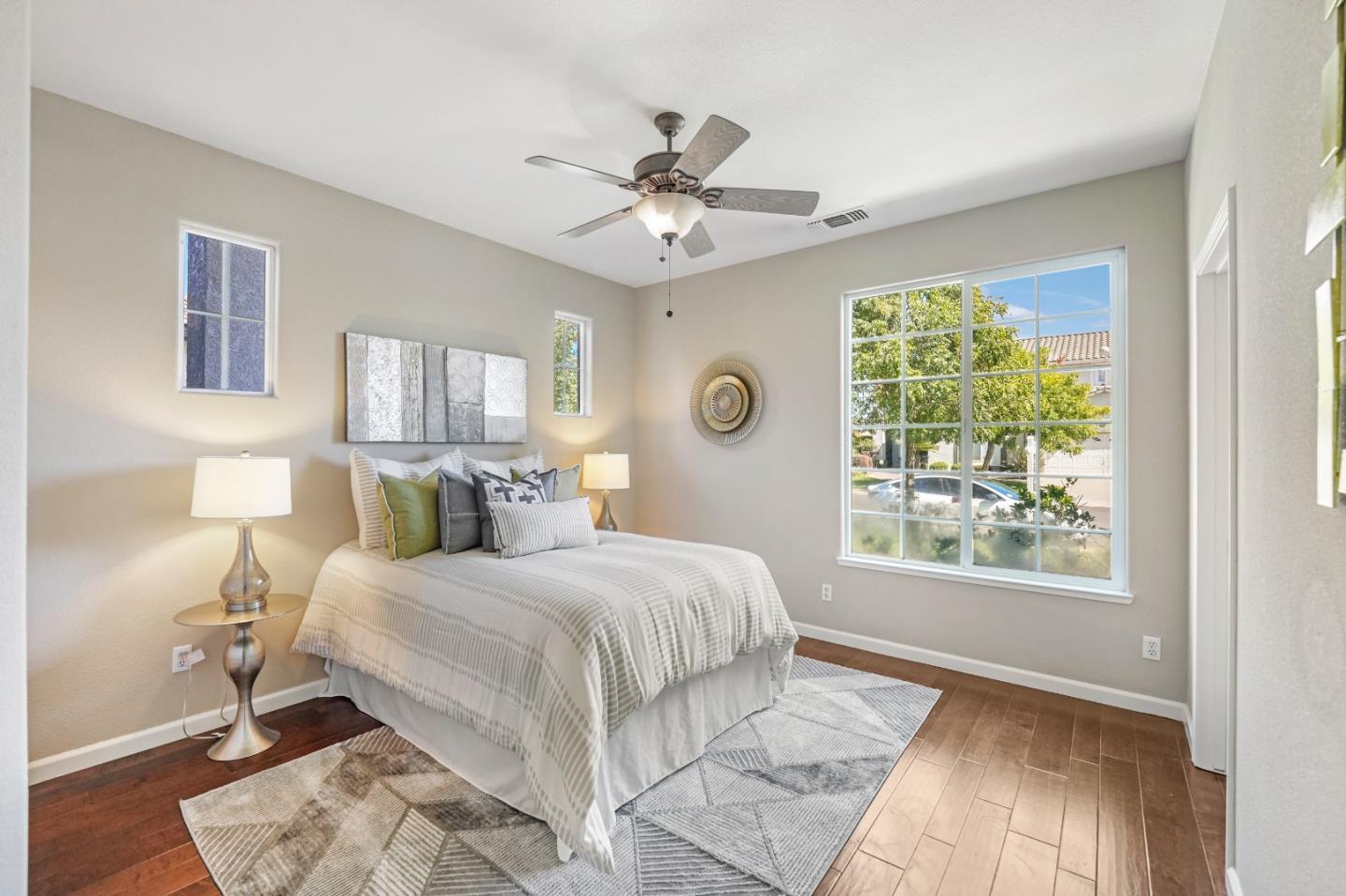 4021 Tierra Lago DR