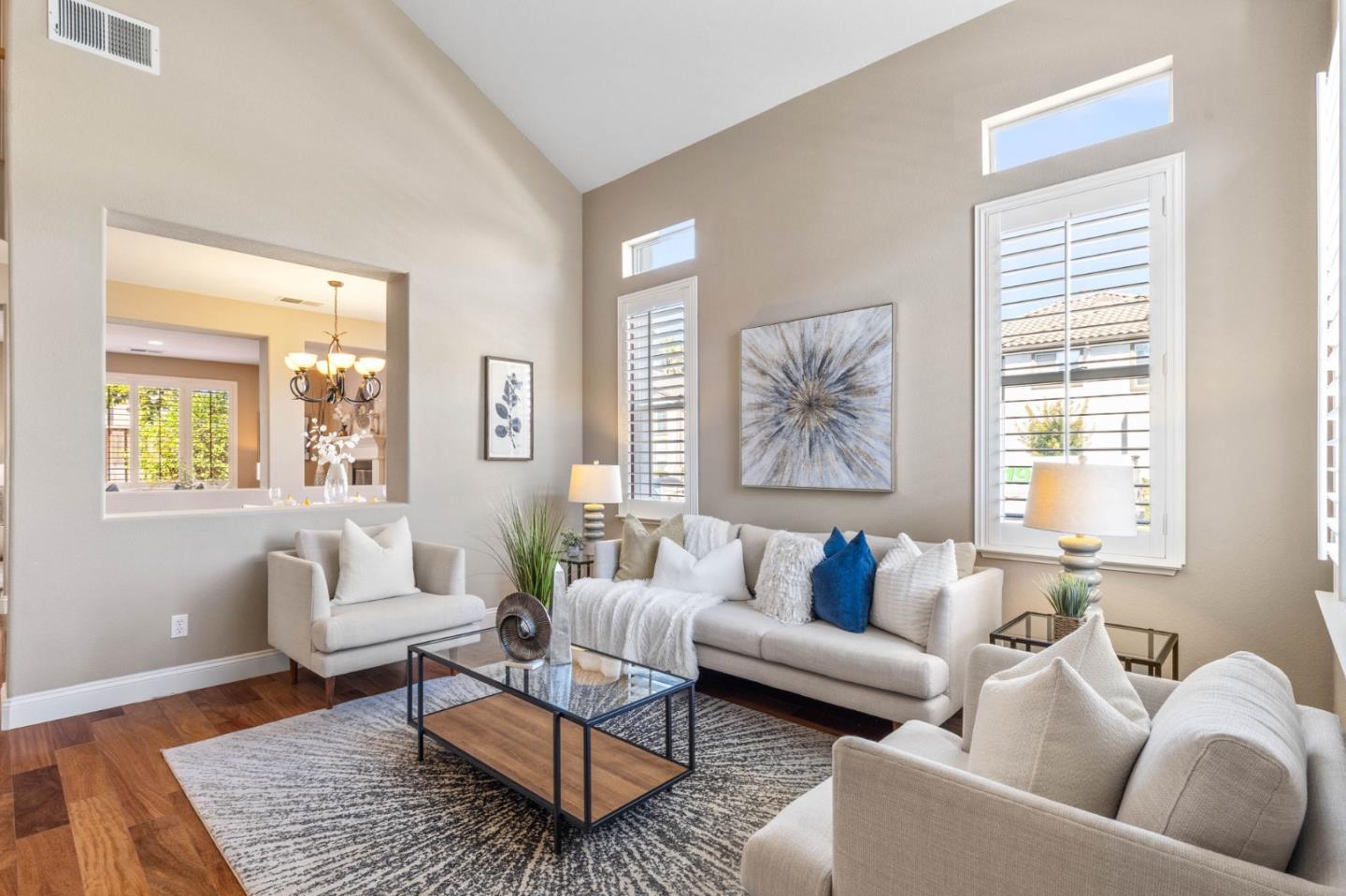 5939 Pala Mesa Drive