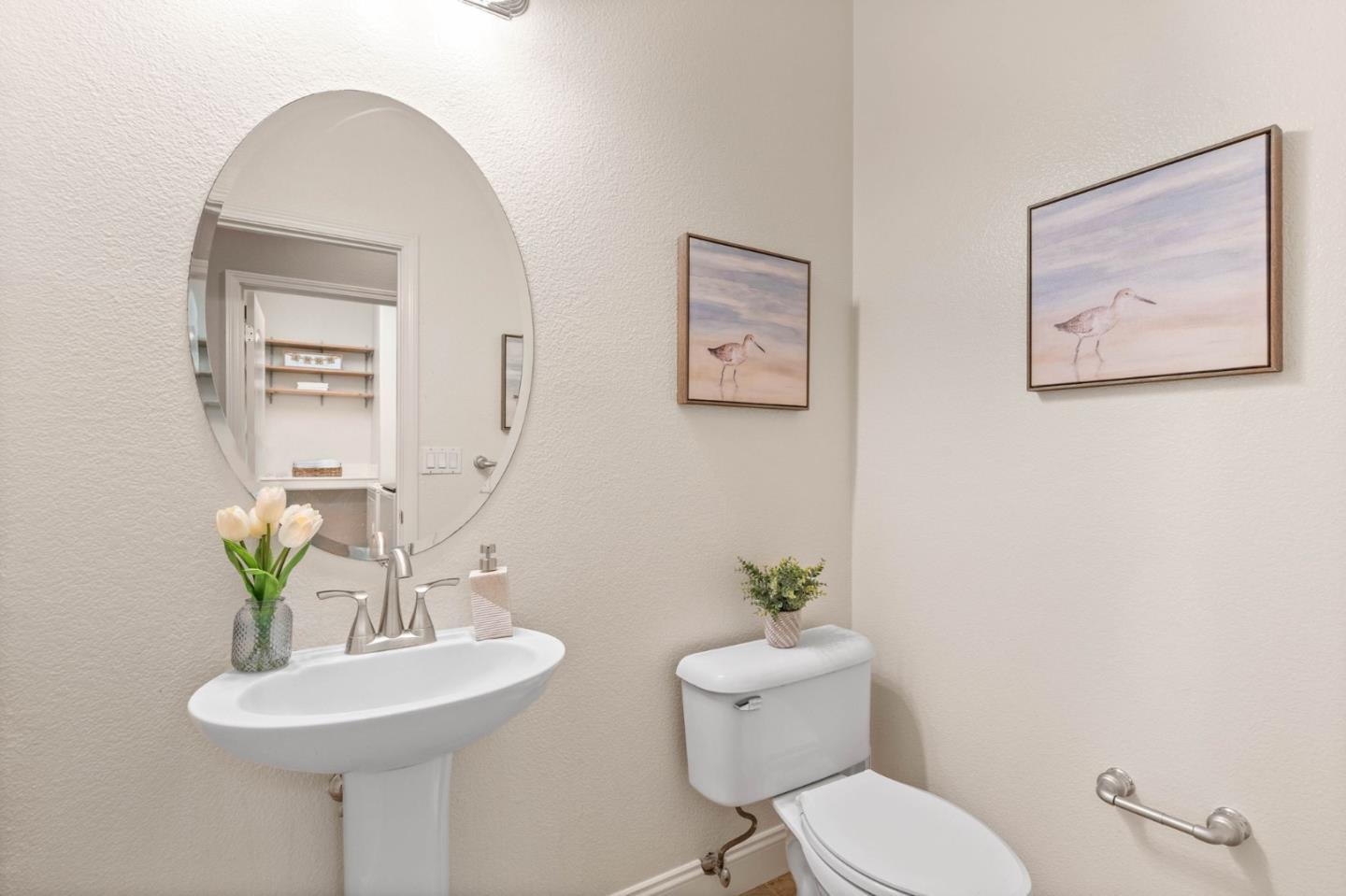 5939 Pala Mesa Drive