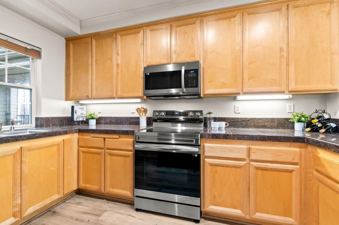 852 Diablo Avenue 104