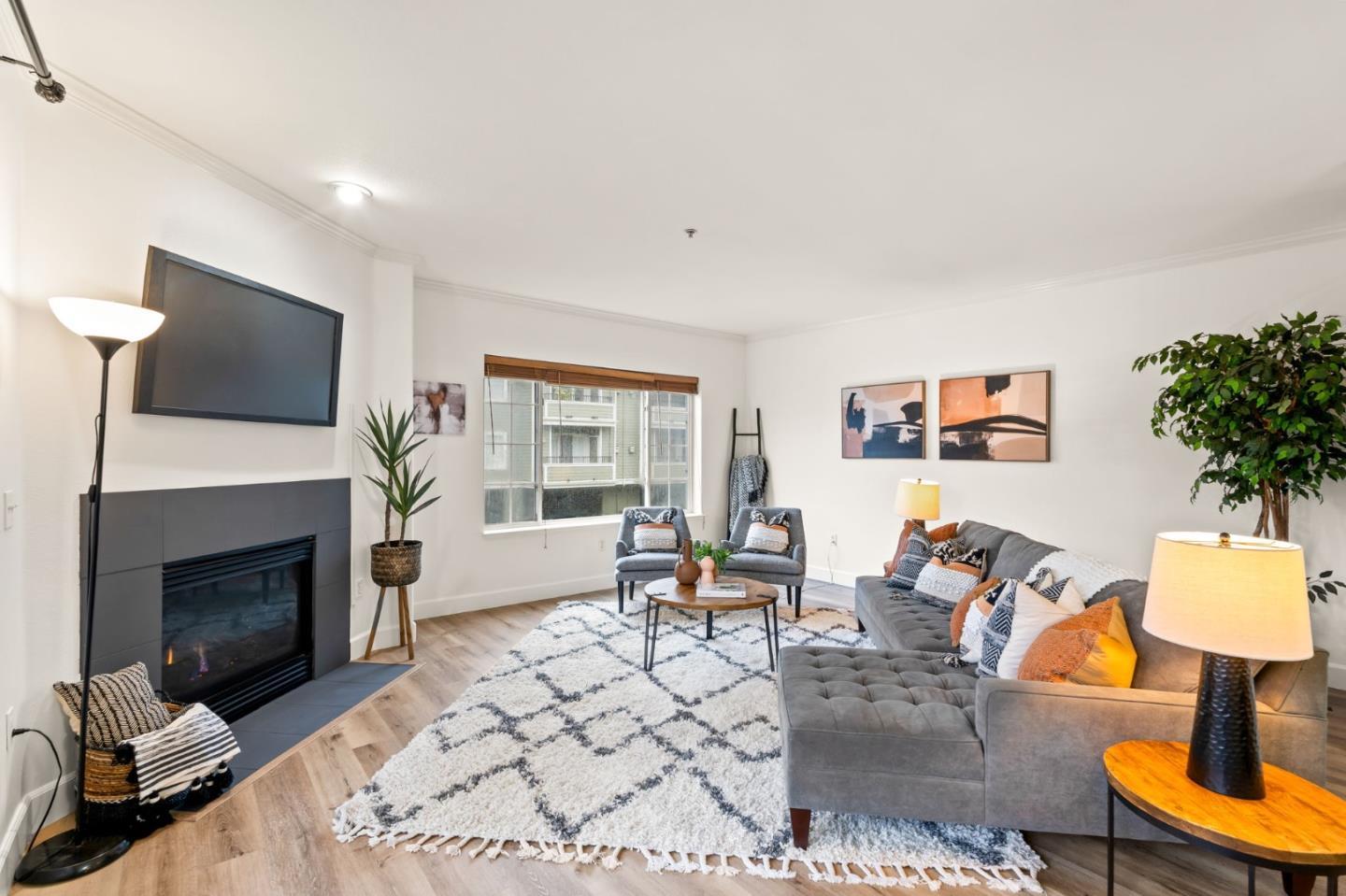 852 Diablo Avenue 104