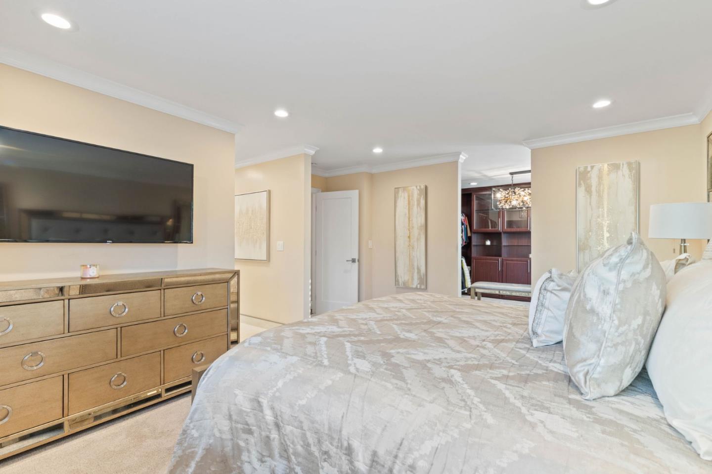 775 Sunset Glen Drive
