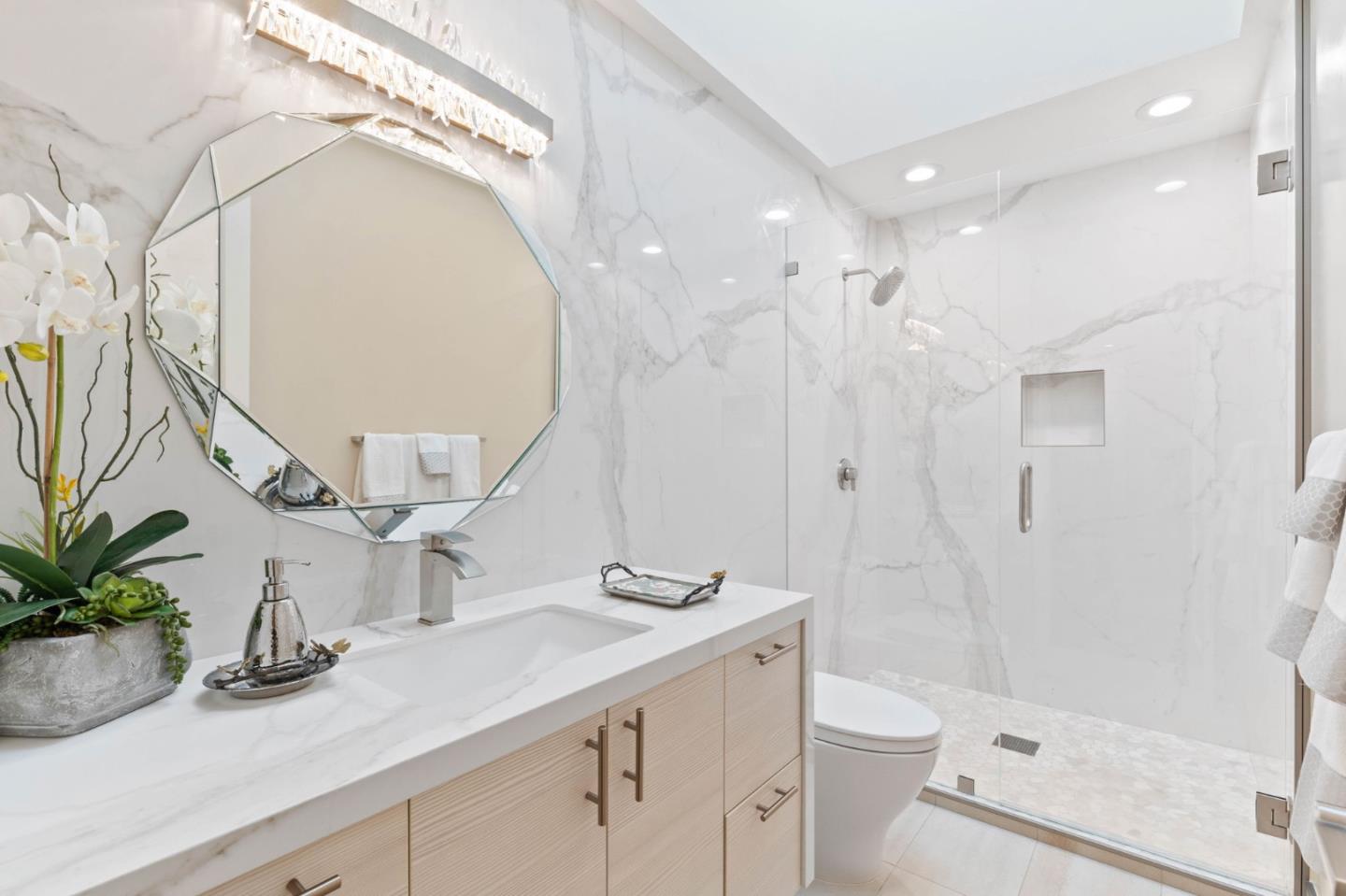 775 Sunset Glen Drive