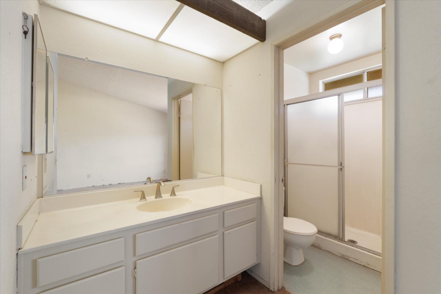 1309 Deeplawn Drive