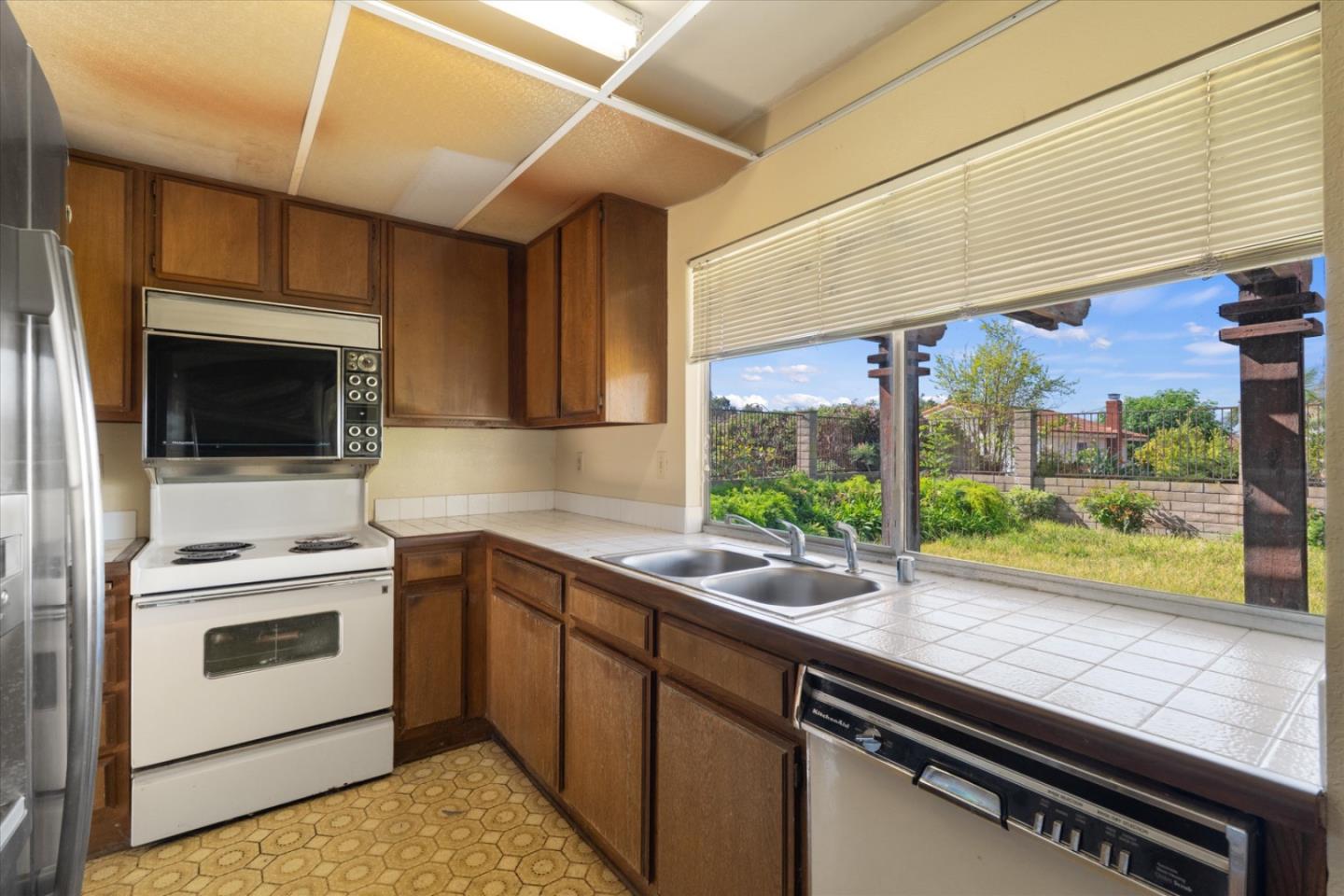 1309 Deeplawn Drive