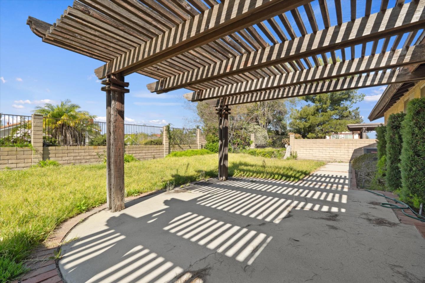 1309 Deeplawn Drive