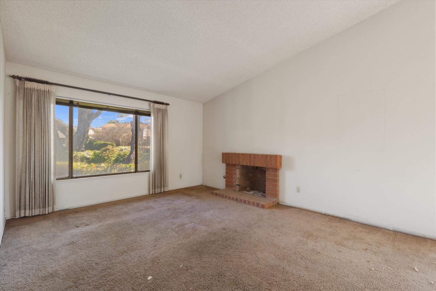 1309 Deeplawn Drive