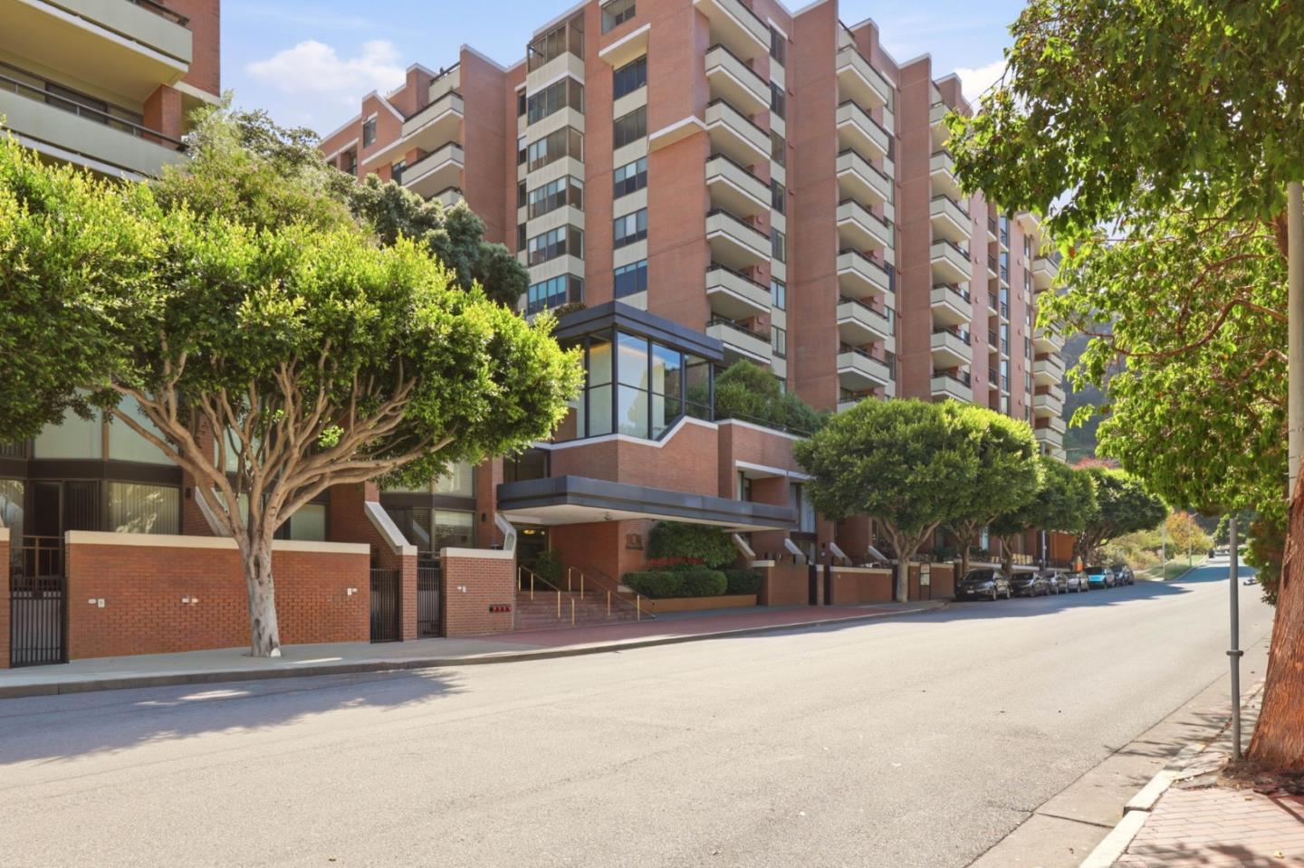 101 Lombard ST 201E
