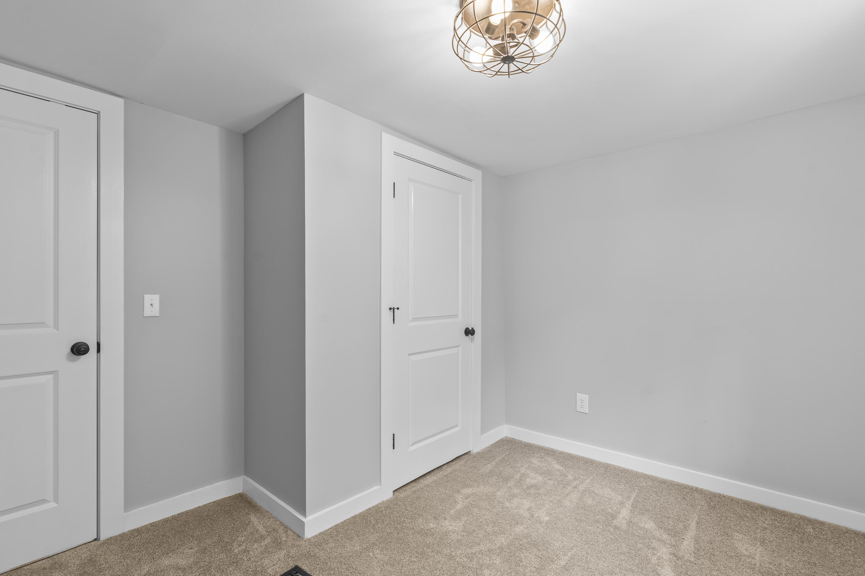 1560 SE Aurora Avenue