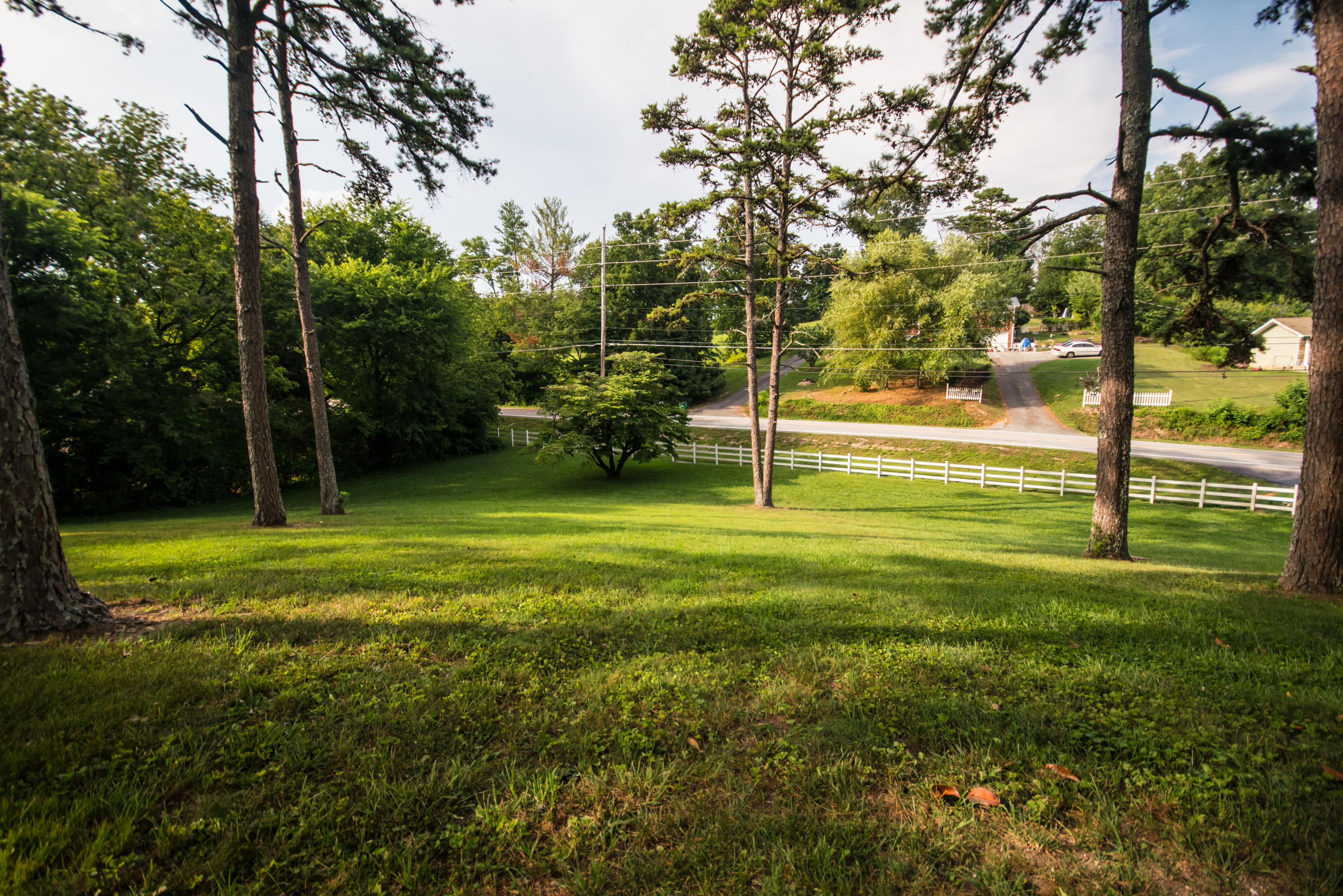 1338 Thrasher Pike