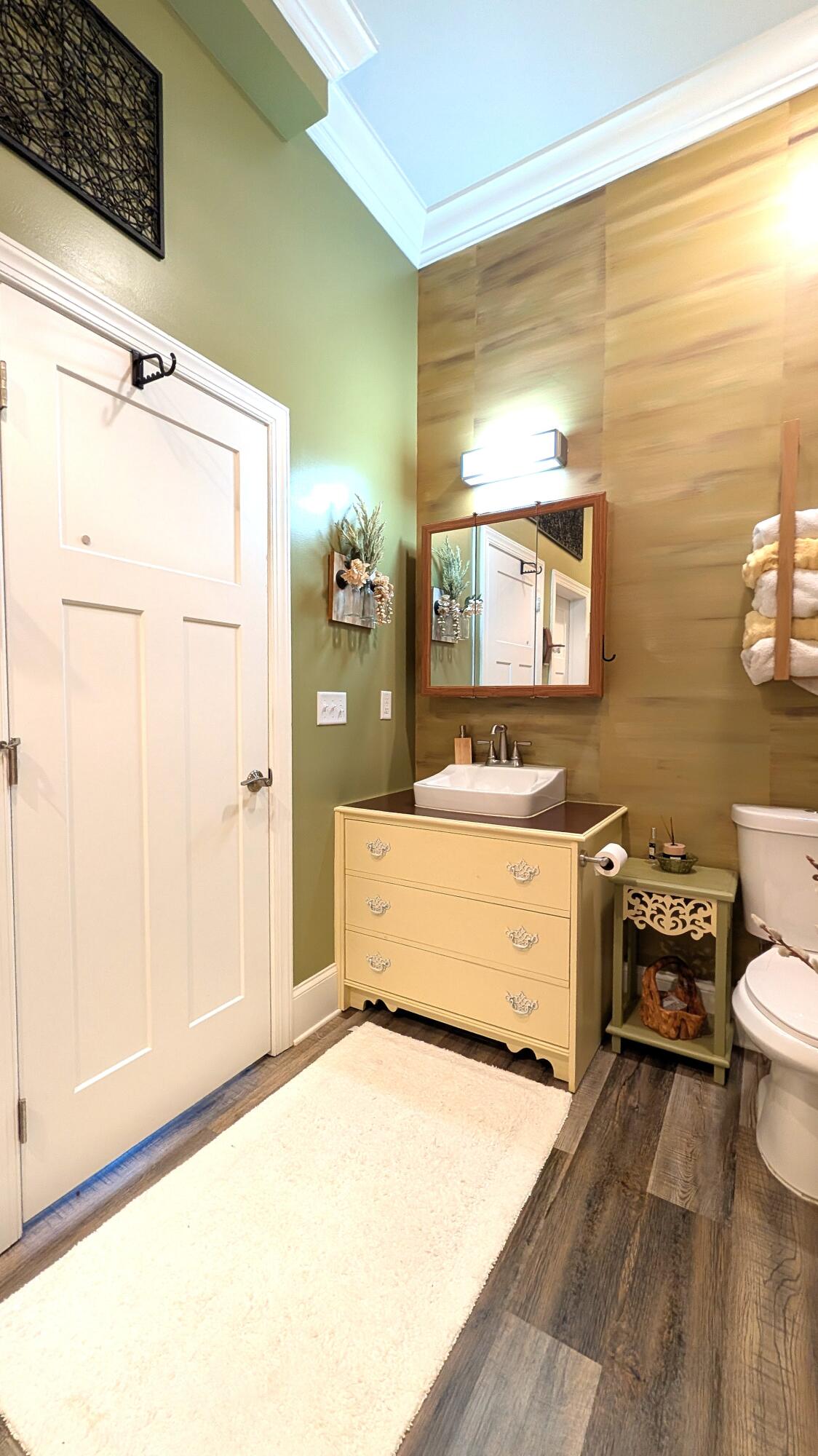 6236 River Stream Drive