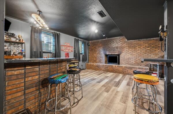 3416 Roberts Road