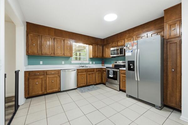 3416 Roberts Road