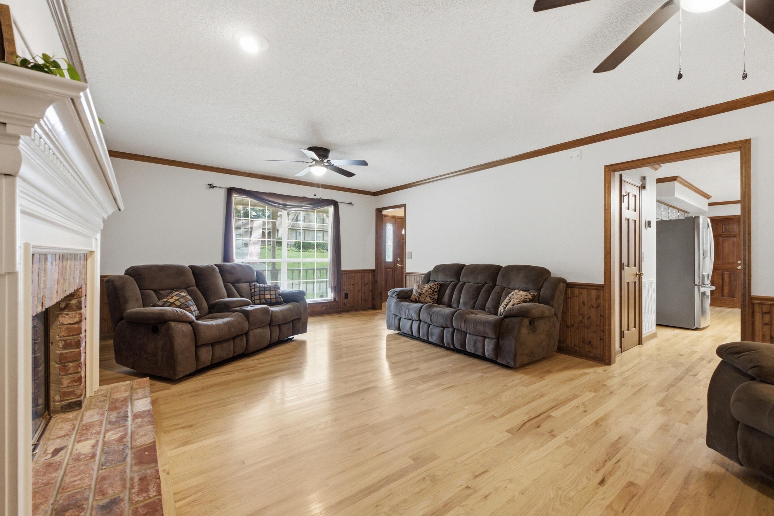 715 Stone Crest Circle