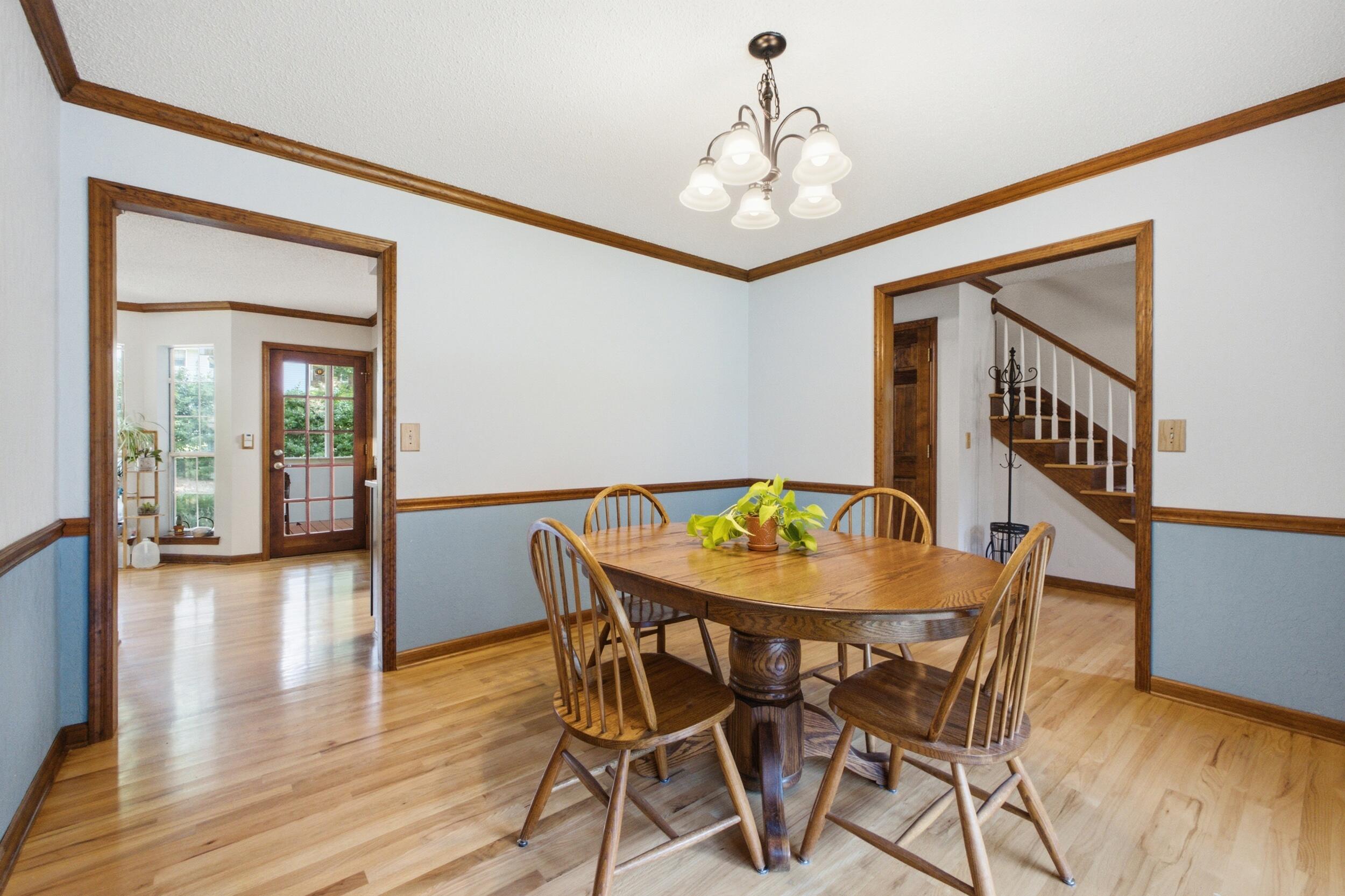 715 Stone Crest Circle