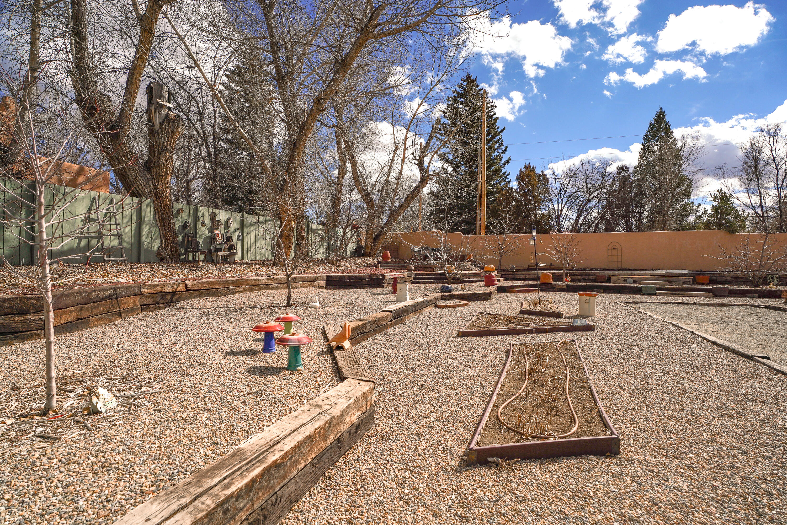 525 La Lomita Road H