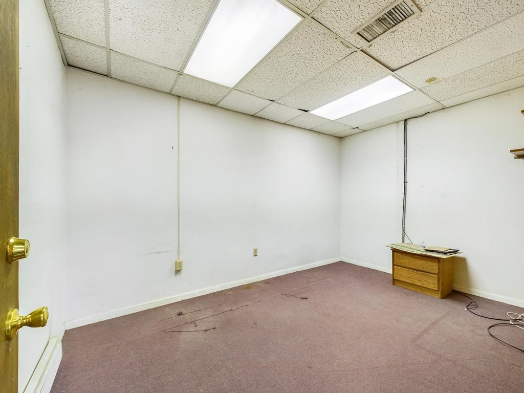 623 and 627 Paseo del Pueblo Sur