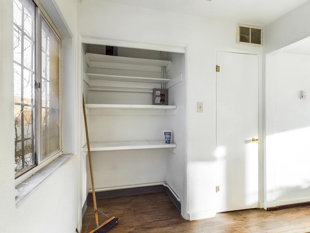 623 and 627 Paseo del Pueblo Sur