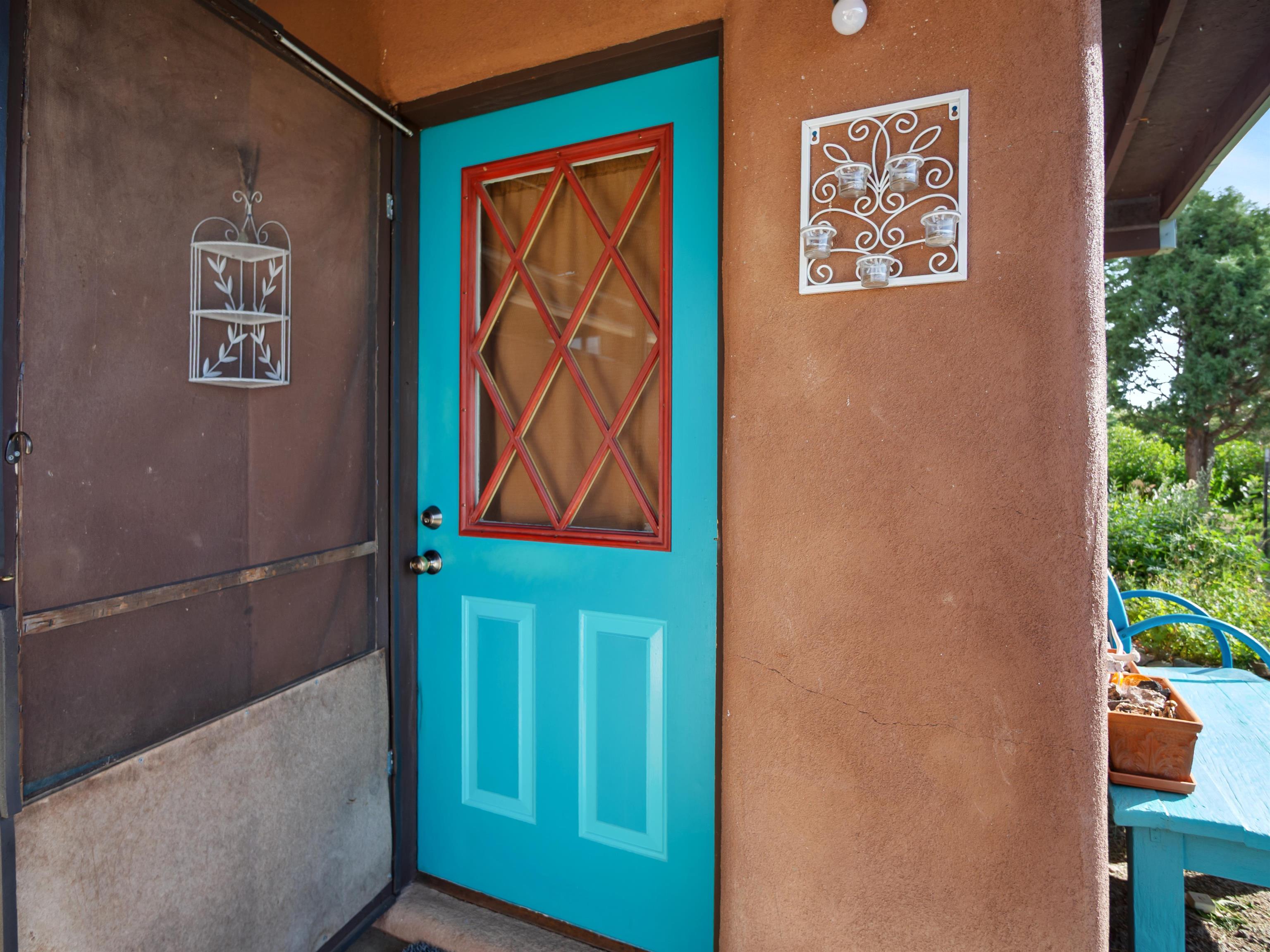 47 A and B Poleo Road