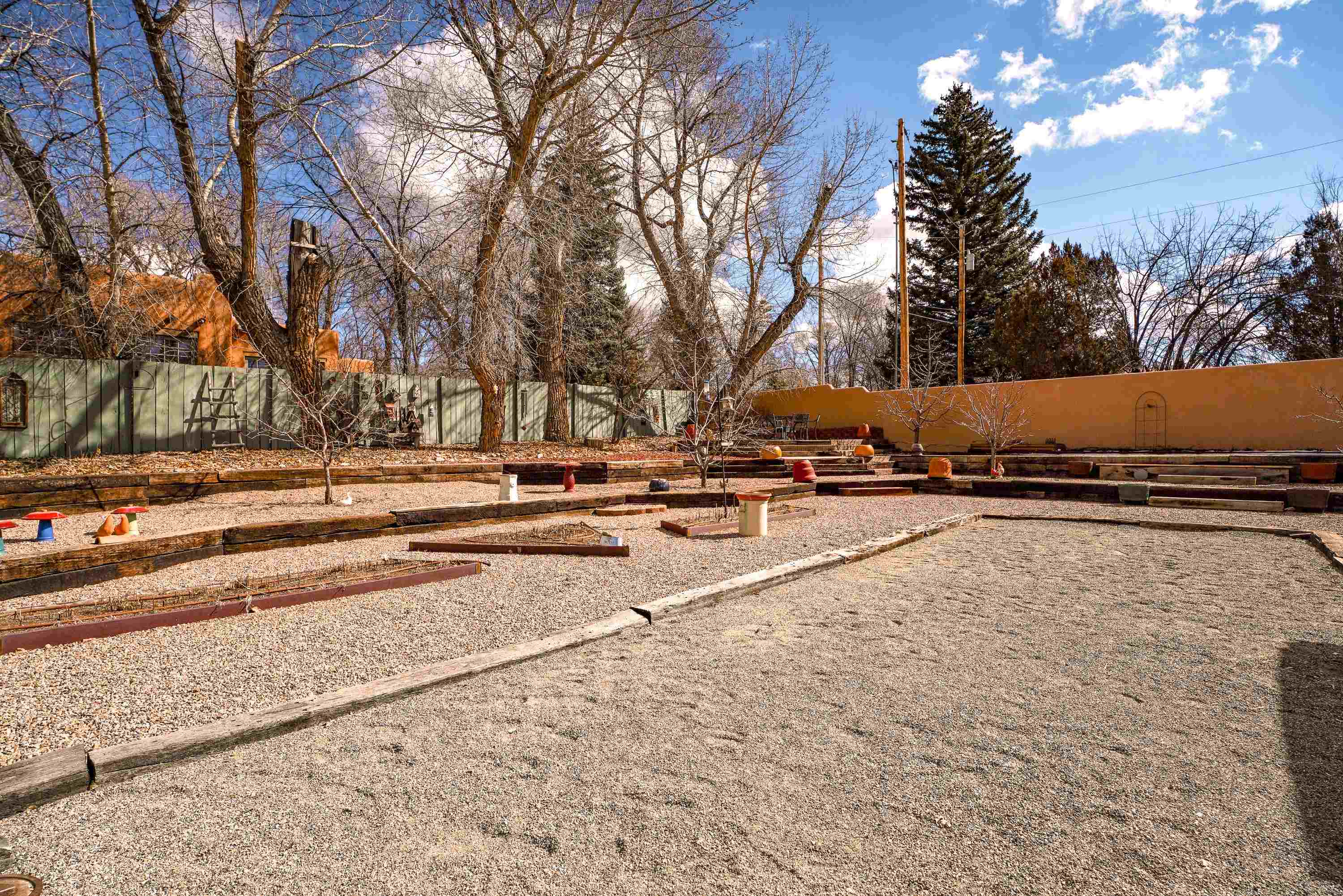 525 La Lomita Unit: H